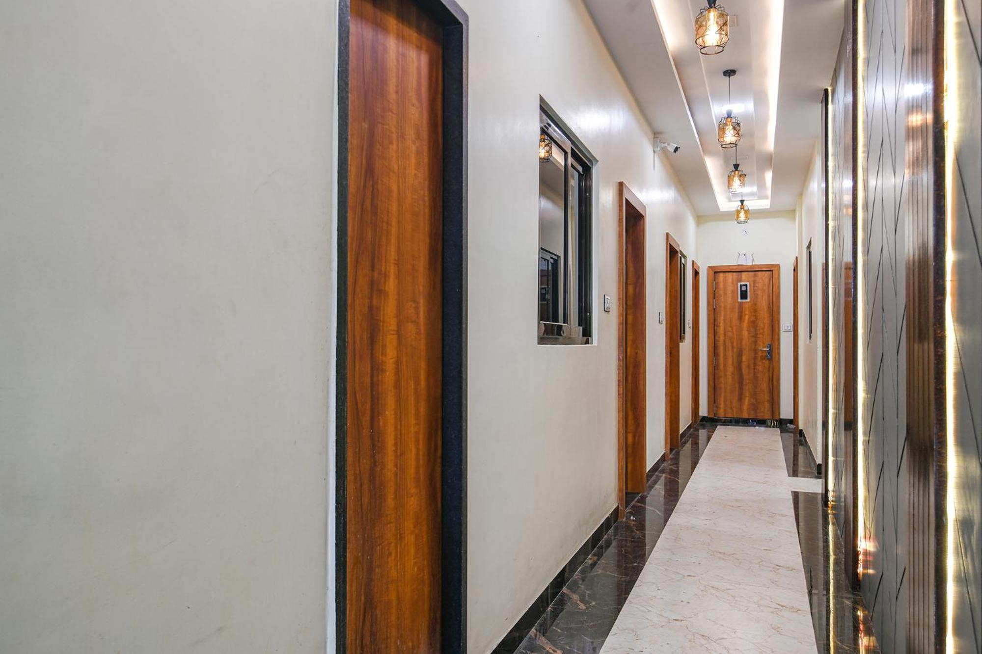Fabexpress Orbit Hotel Ujjain Ngoại thất bức ảnh