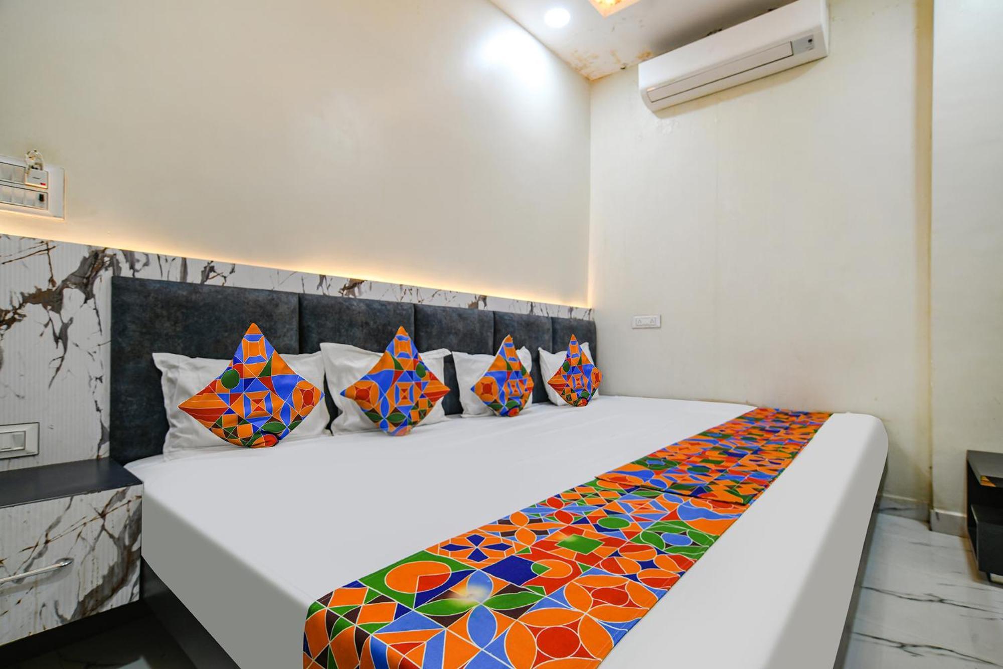 Fabexpress Orbit Hotel Ujjain Ngoại thất bức ảnh