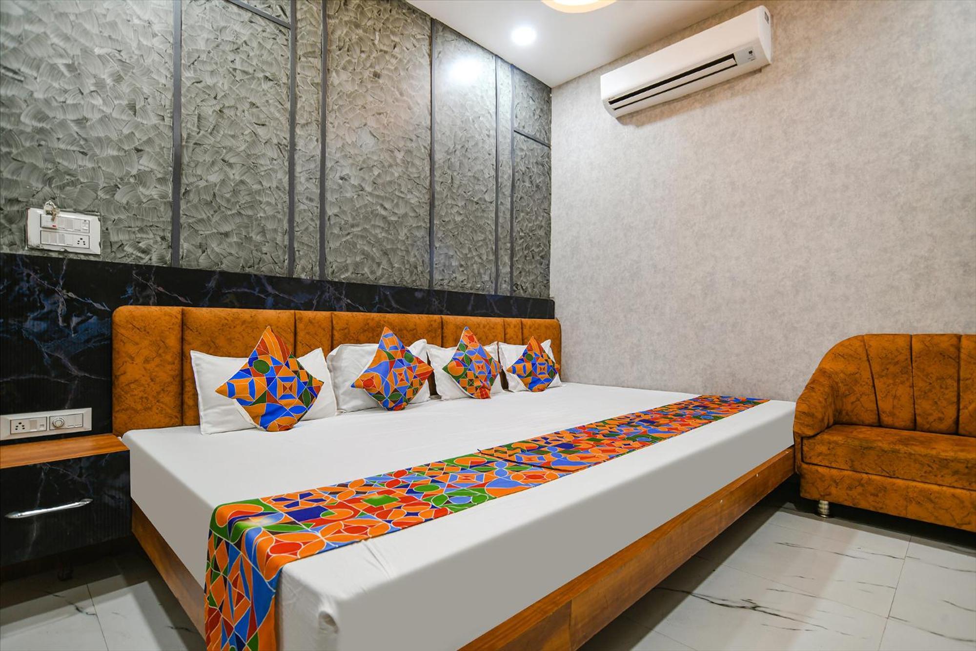Fabexpress Orbit Hotel Ujjain Ngoại thất bức ảnh