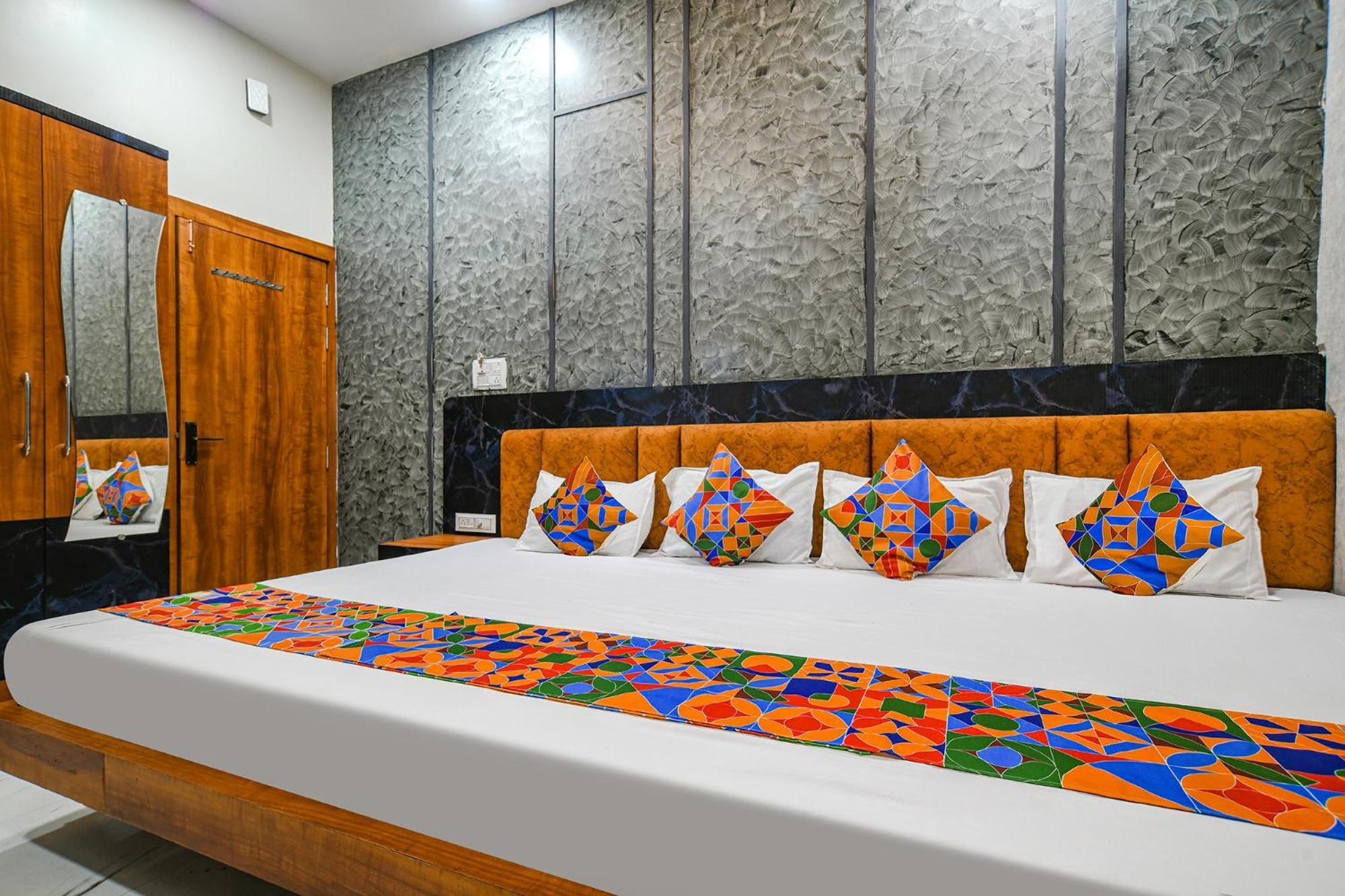 Fabexpress Orbit Hotel Ujjain Ngoại thất bức ảnh